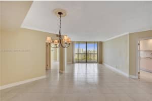 20185 E Country Club Dr 2209 Aventura, FL 33180 - MLS#A11935060