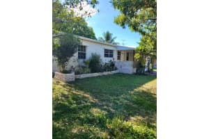 15800 Ne 15th Ave North Miami Beach, FL 33162 - MLS#A11935172