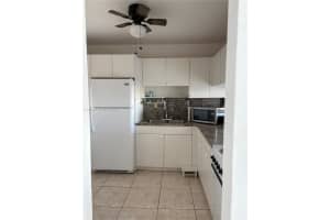 1551 Ne Miami Gardens Dr 216, Miami