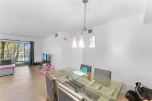 3021 N Oakland Forest Dr 208 Oakland Park, FL 33309 - MLS#A11935199