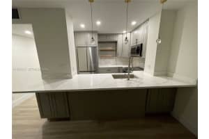 1831 NE 38th St APT 403, Oakland Park, FL 33308, - MLS#A11935217