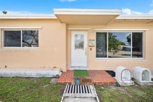 590 W 35th Pl, Hialeah, FL 33012, - MLS#A11935302