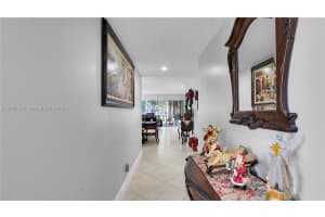 13000 Sw 15th Ct 101u Pembroke Pines, FL 33027 - MLS#A11935416