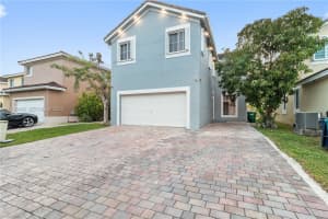 27049 Sw 142nd Ave Homestead, FL 33032 - MLS#A11935445