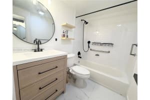 8826 W McNab Rd APT 202, Tamarac, FL 33321, - MLS#A11935476