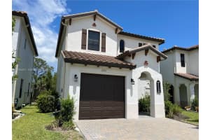 8951 Madrid Circle, Naples