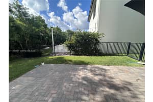 8951 Madrid Cir, Naples, FL 34104, - MLS#A11935497