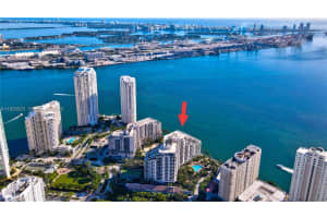 520 Brickell Key Dr A604, Miami
