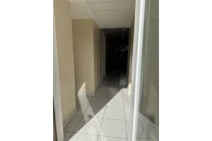 5061 W Oakland Park Blvd #211, Lauderdale Lakes, FL 33313, - MLS#A11935539