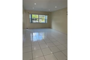 5061 W Oakland Park Blvd #211, Lauderdale Lakes, FL 33313, - MLS#A11935539