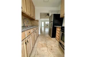 1231 Pennsylvania Ave 9 Miami Beach, FL 33139 - MLS#A11935542