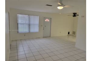 7101 NW 24th St, Sunrise, FL 33313, - MLS#A11935561