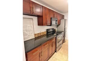 1881 Washington Ave APT 8D, Miami Beach, FL 33139, - MLS#A11935568