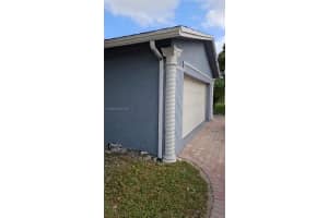 7601 Kimberly Blvd Main North Lauderdale, FL 33068 - MLS#A11935592