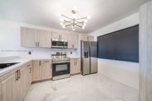 8020 Hampton Blvd 404 North Lauderdale, FL 33068 - MLS#A11935603