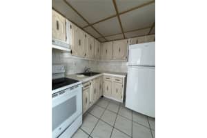 8425 Harding Ave 6 Miami Beach, FL 33141 - MLS#A11935606