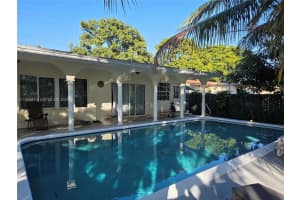 301 Sw 5th St Hallandale Beach, FL 33009 - MLS#A11935615