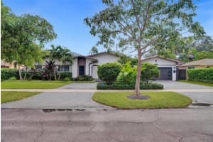 2156 Ne 187th St, North Miami Beach