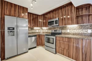 2500 Parkview Dr 917 Hallandale Beach, FL 33009 - MLS#A11935653