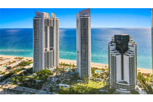 Trump Royale, 18201 Collins Ave APT 5001, Sunny Isles Beach, FL 33160, - MLS#A11935671
