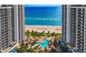 Trump Royale, 18201 Collins Ave APT 5001, Sunny Isles Beach, FL 33160, - MLS#A11935671