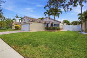 MLS# A11935713, Weston, Florida 33326
