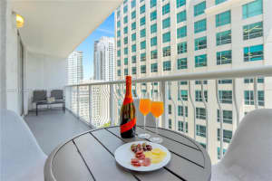 1200 Brickell Bay Dr APT 2504, Miami, FL 33131, - MLS#A11935719