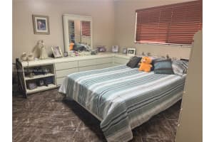 11432 NW 87th Pl, Hialeah, FL 33018, - MLS#A11935750