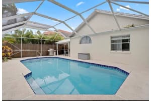 2002 Lake Breeze Ct Wellington, FL 33414 - MLS#A11935762