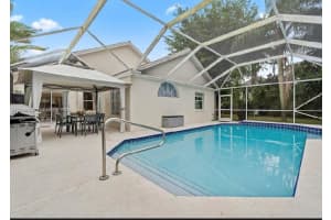 2002 Lake Breeze Ct Wellington, FL 33414 - MLS#A11935762