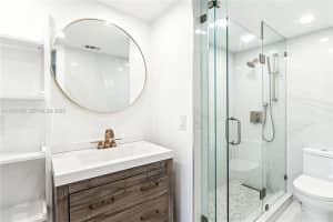 1674 Bay Rd 406 Miami Beach, FL 33139 - MLS#A11935765