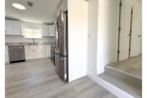 716 Ne 7th St B Hallandale Beach, FL 33009 - MLS#A11935770