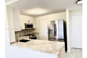 401 Golden Isles Dr 701 Hallandale Beach, FL 33009 - MLS#A11935776