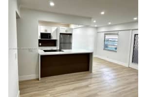 13255 SW 9th Ct APT 405G, Pembroke Pines, FL 33027, - MLS#A11935781