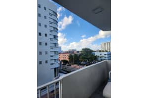 4301 Collins Ave 403 Miami Beach, FL 33140 - MLS#A11935794