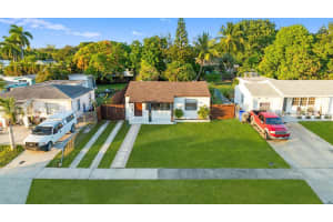 2439 Rodman St Hollywood, FL 33020 - MLS#A11935815