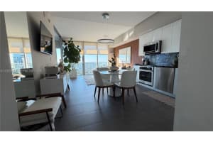 92 SW 3rd St APT 3607, Miami, FL 33130, - MLS#A11935818