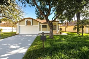 138 Colly Way North Lauderdale, FL 33068 - MLS#A11935949