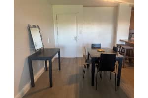 8897 Fontainebleau Blvd APT 408, Miami, FL 33172, - MLS#A11935977