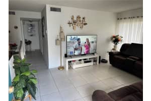 7155 NW 179th St APT 112, Hialeah, FL 33015, - MLS#A11936004