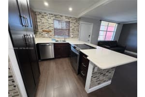 2400 NE 10th St APT 203, Pompano Beach, FL 33062, - MLS#A11936094