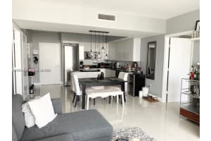 92 SW 3rd St APT 2312, Miami, FL 33130, - MLS#A11936106