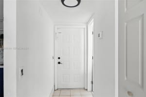 4165 Sw 66th Ter 109 Davie, FL 33314 - MLS#A11936109