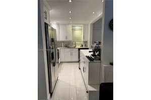 215 Ne 16th Ave 106 Fort Lauderdale, FL 33301 - MLS#A11936131