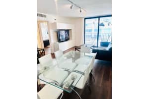2625 Collins Ave 415, Miami Beach