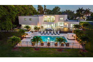 11861 Nw 4th St, Plantation