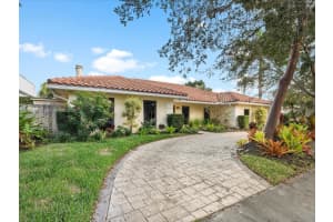 21151 Ne 22nd Ct, Miami