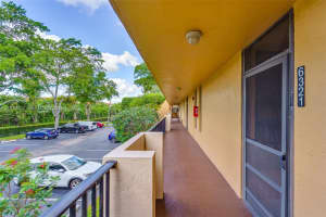 6321 Coral Lake Dr 209 Margate, FL 33063 - MLS#A11936227