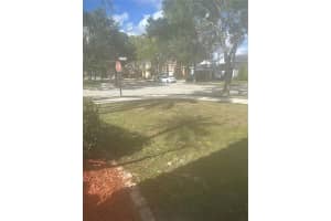 948 Nw Phoenix Way Weston, FL 33327 - MLS#A11936233