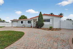 17841 NW 84th Ct, Hialeah, FL 33015, - MLS#A11936236